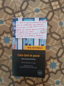 Couverture de Faire taire le passé avec notule de Sana